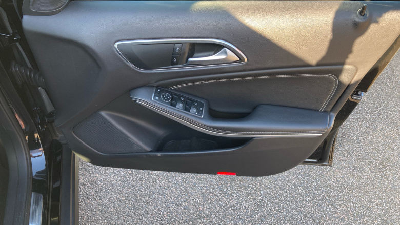 Mercedes-Benz GLA 180 Urban Edition 5dr Auto Petrol Hatchback